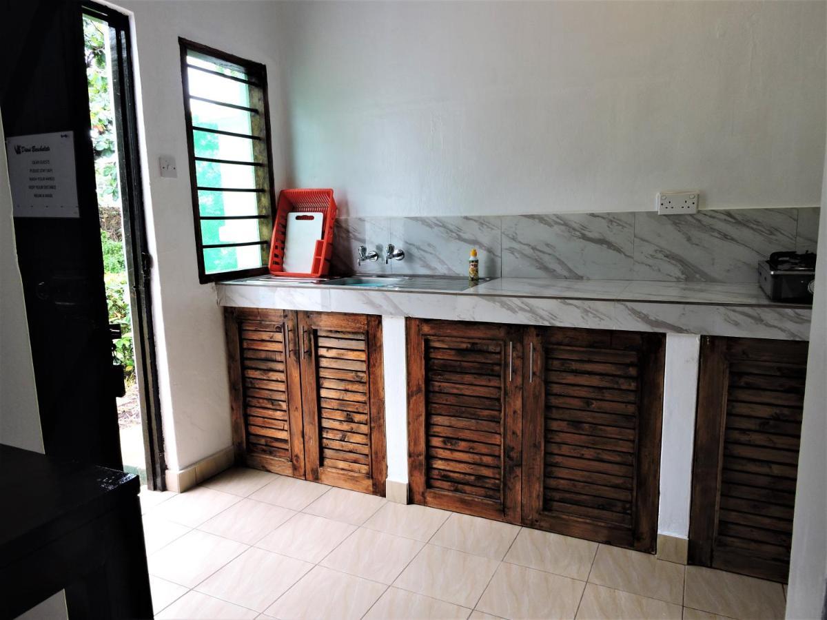 Diani Beachalets Екстериор снимка