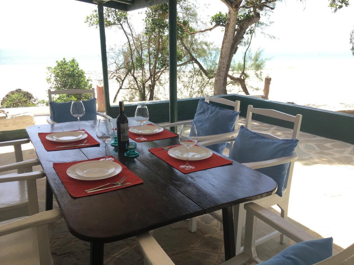 Diani Beachalets Екстериор снимка