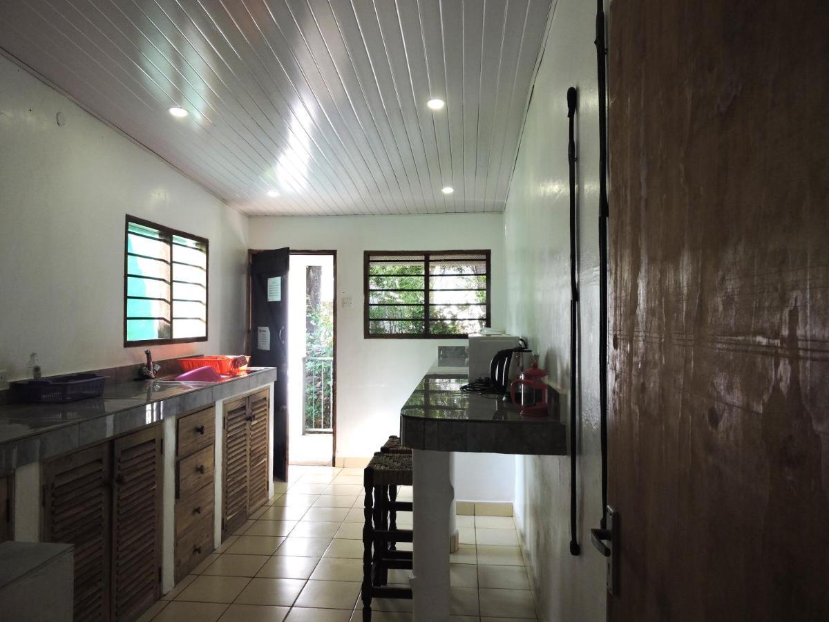 Diani Beachalets Екстериор снимка