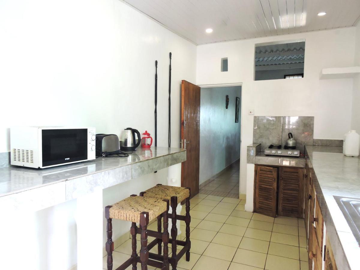 Diani Beachalets Екстериор снимка