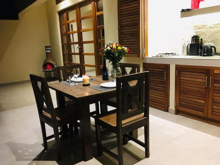 Diani Beachalets Екстериор снимка