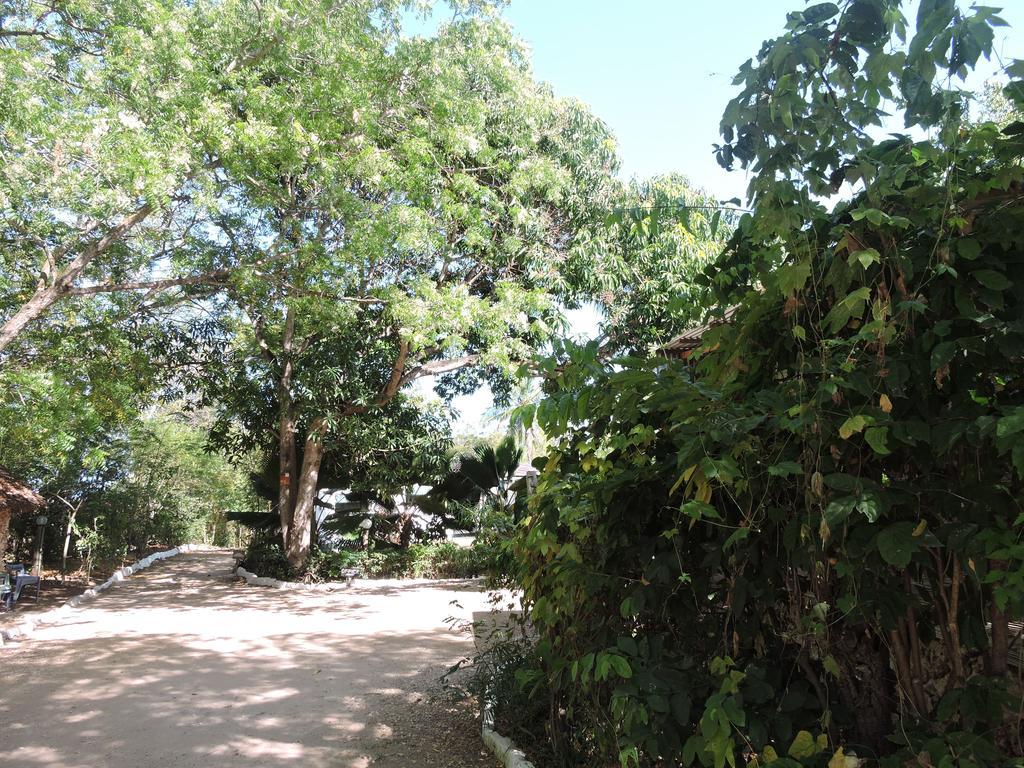 Diani Beachalets Екстериор снимка